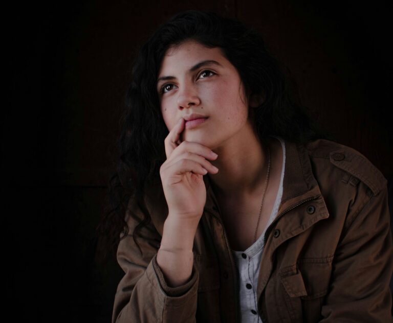 “Mia suocera vuole annientarmi, mi serve aiuto”